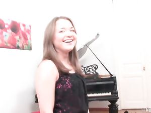 Cutie Models Her Curvy Body And Sucks His Dick