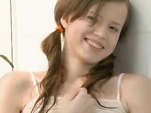 Soapy Bath With A Hot Teen Fingering Herself