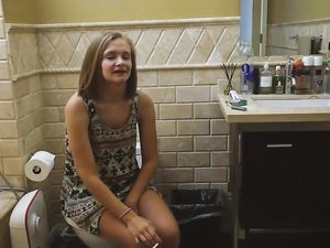 Paisley Brooks Gives Her Beloved Stepbrother a Morning Blowjob